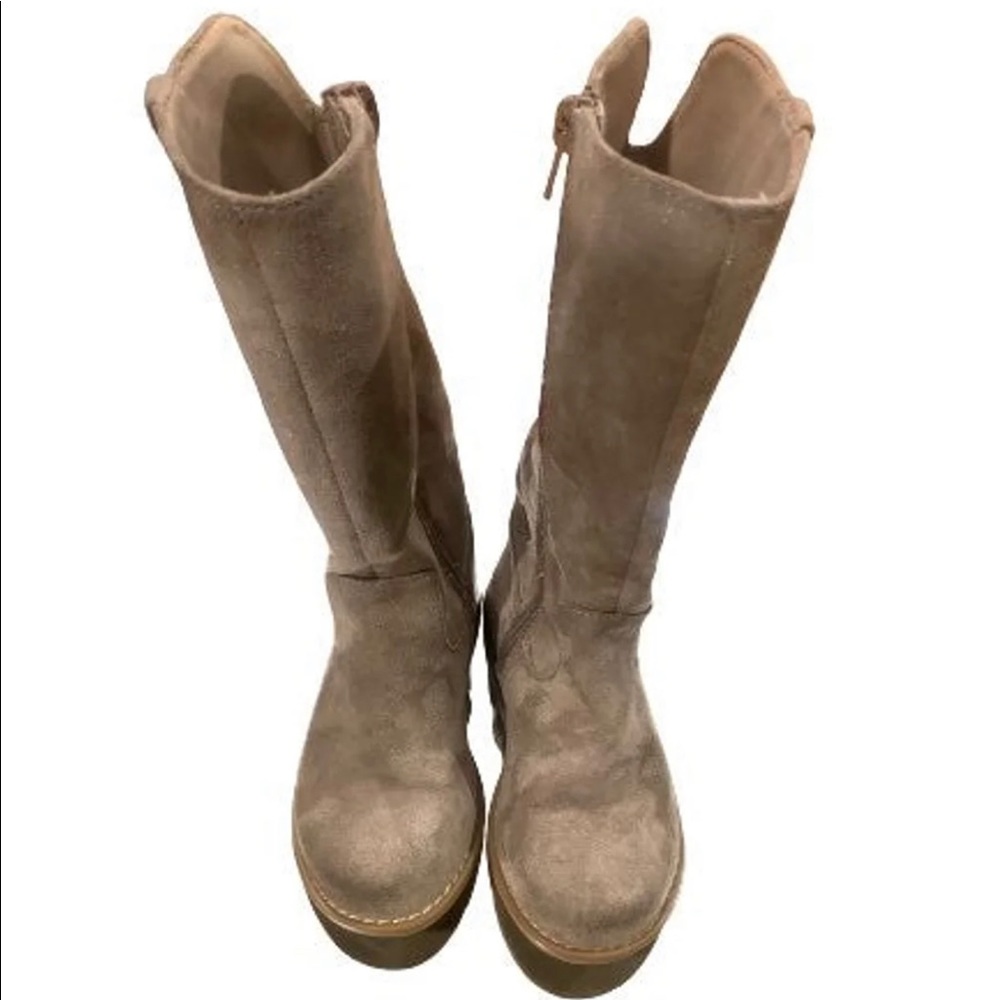 Little girls grey boot